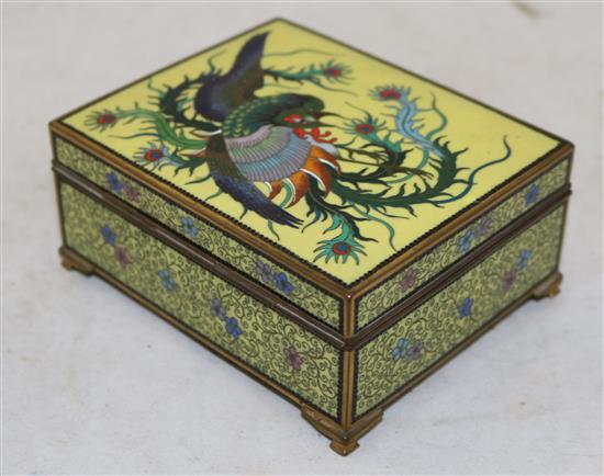 A Japanese yellow ground cloisonne enamel box and cover, early 20th century, 12.3cm